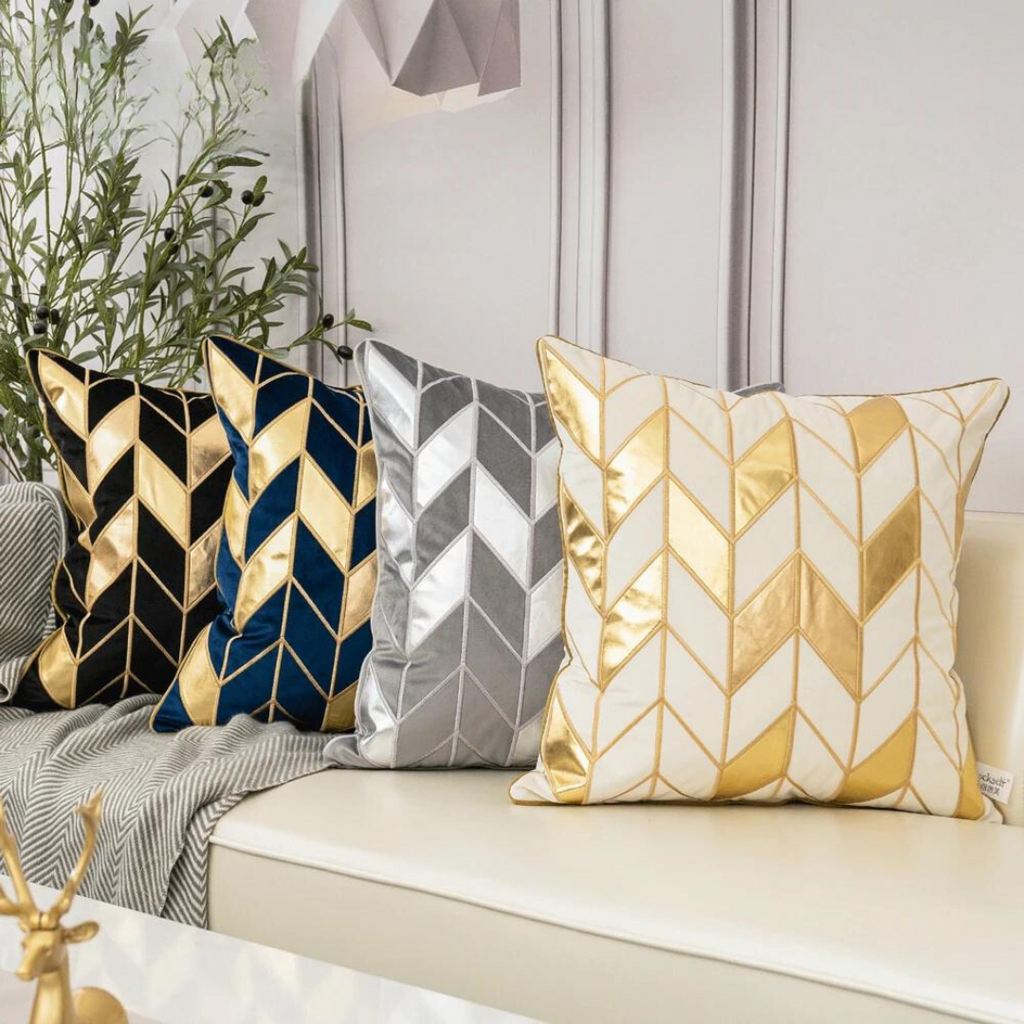 Capa de Almofada para Sofá e Cama Aveludada e Bordada - Almofadas Geométricas