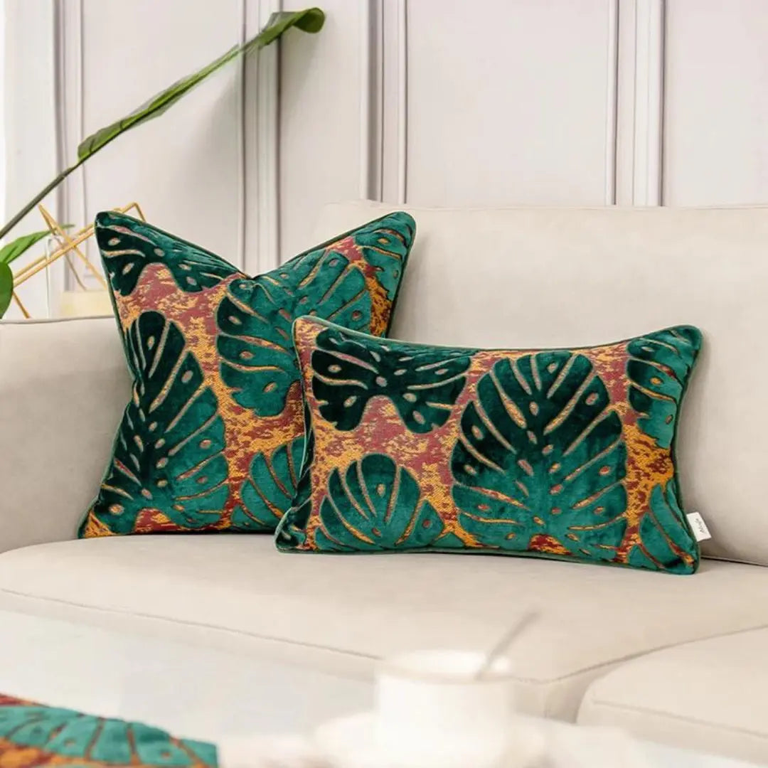 Capa de Almofada para Sofá Aveludada e Bordada - Almofada Cerceta