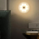Luminária de Parede LED Sem Fio Sensor de Presença - USB Recarregável