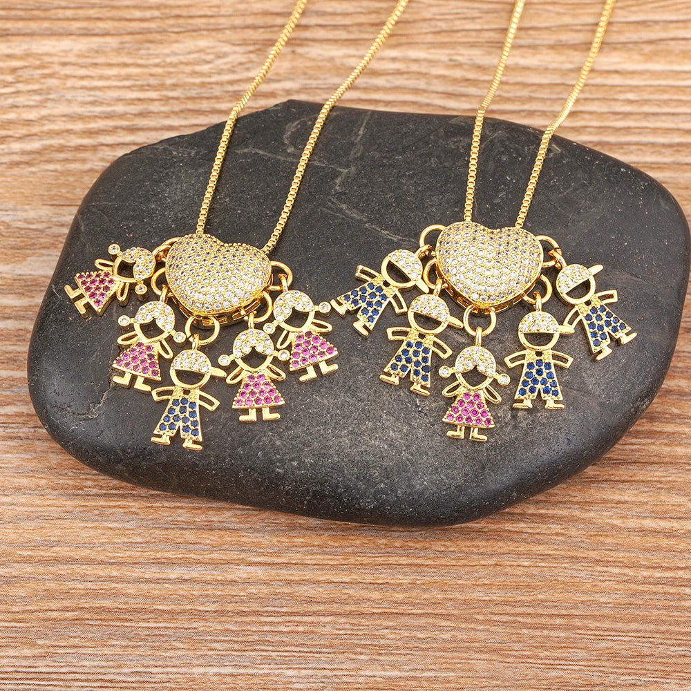 Colar de Filhos com 5 Pingentes com Zircônia Menino e Menina Jóia Requintada