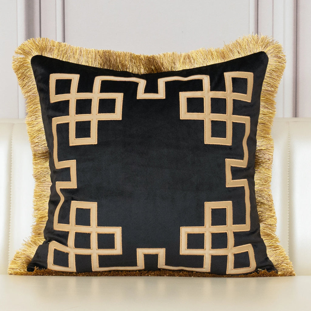 Capa de Sofá Aveludada, Bordada e com Bordas - Almofada Decorativa