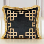 Capa de Sofá Aveludada, Bordada e com Bordas - Almofada Decorativa