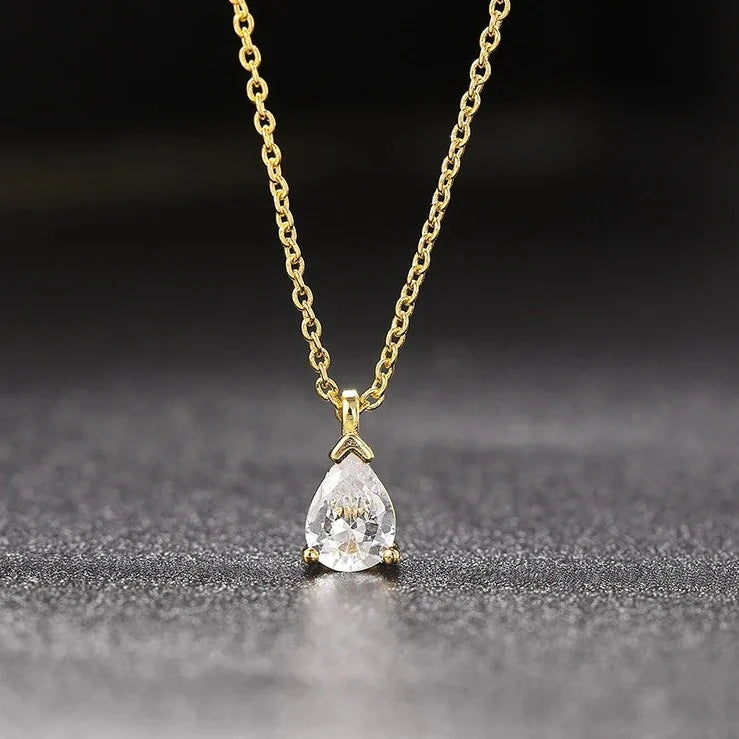 Colar com Pingente Gota de Água Modelo N511